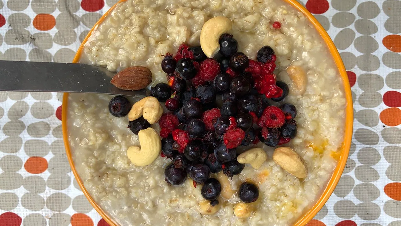 Blutzucker direkt nach dem Essen messen: sinnvoll oder zu früh?
